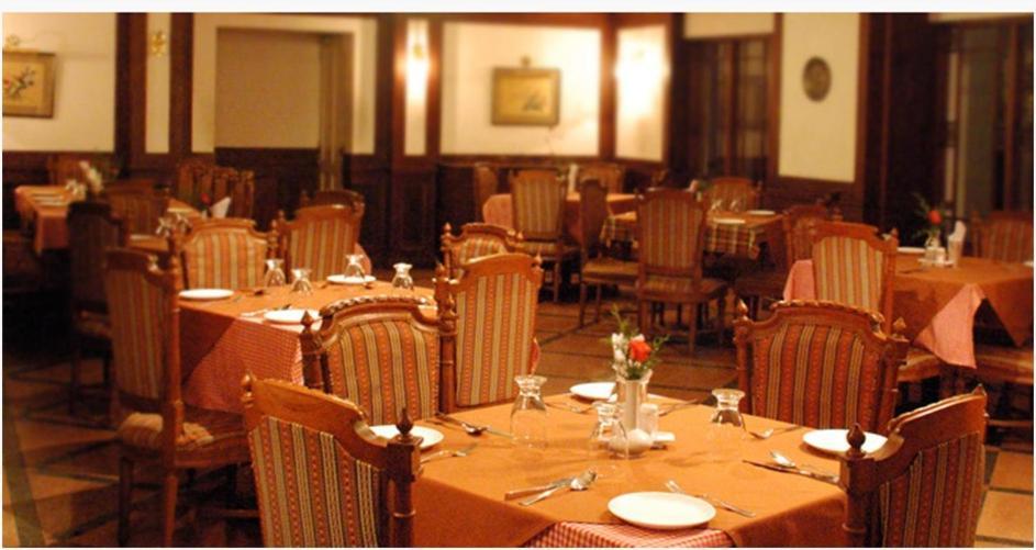 Ats Willingdon Hotel Kochi Exterior photo