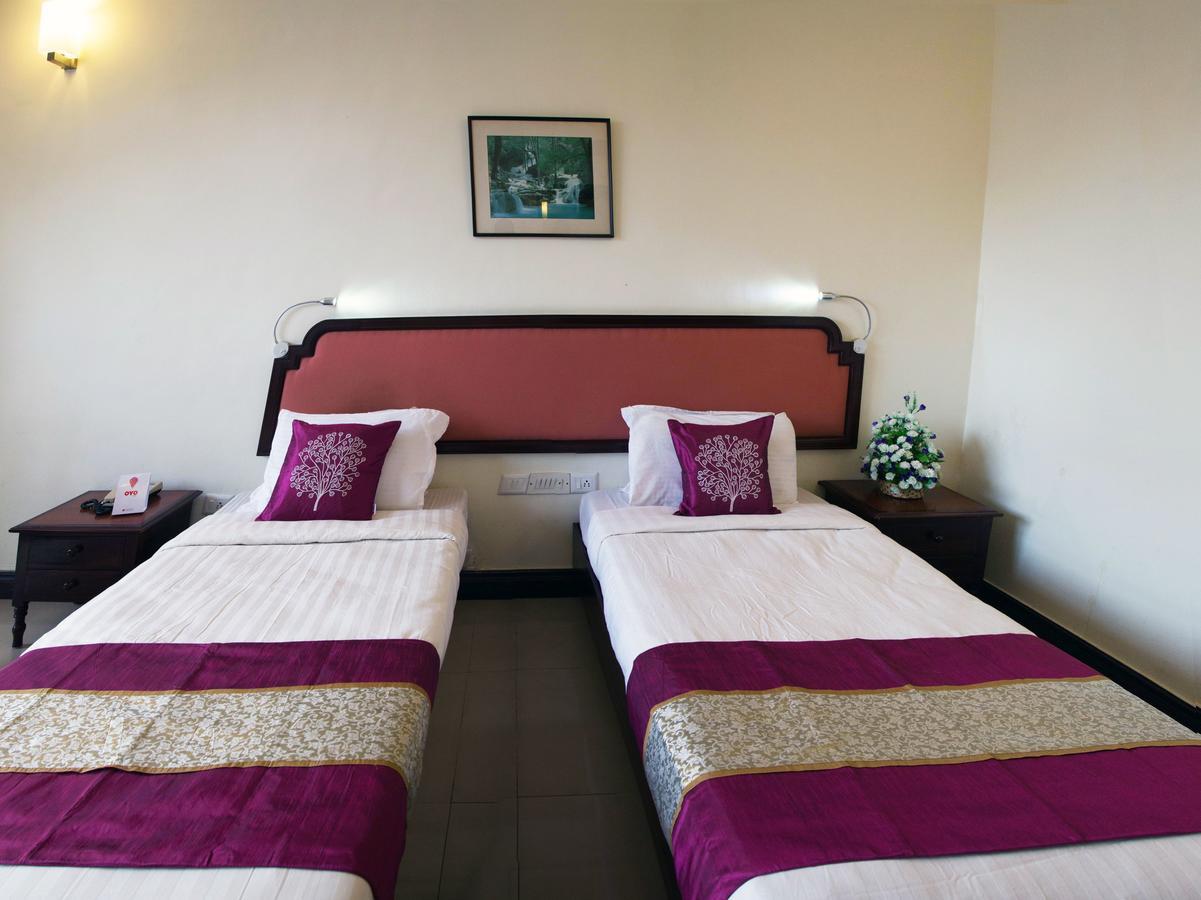 Ats Willingdon Hotel Kochi Exterior photo